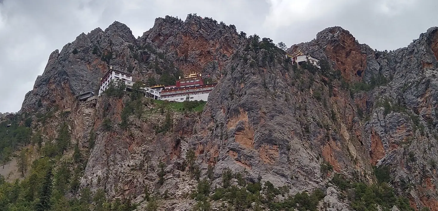 Gaer Monastery, Qinghai